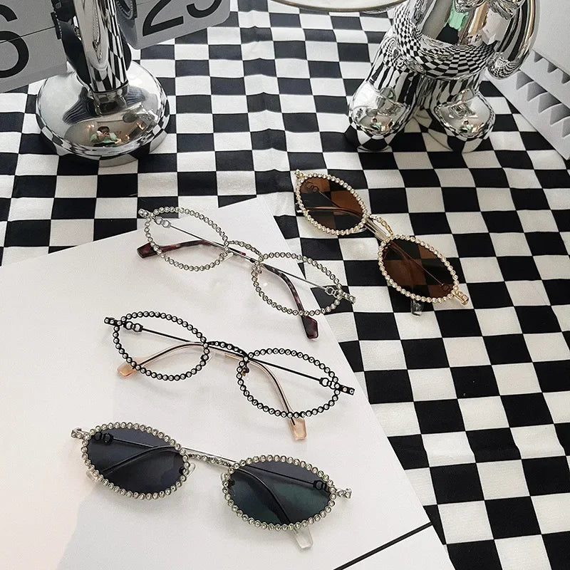 Rhinestone Oval Frame Sunglasses