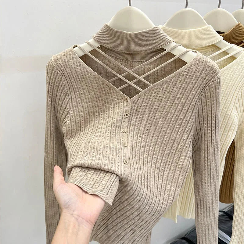Collarbone Slim Fit Semi-turtleneck Knitted Top