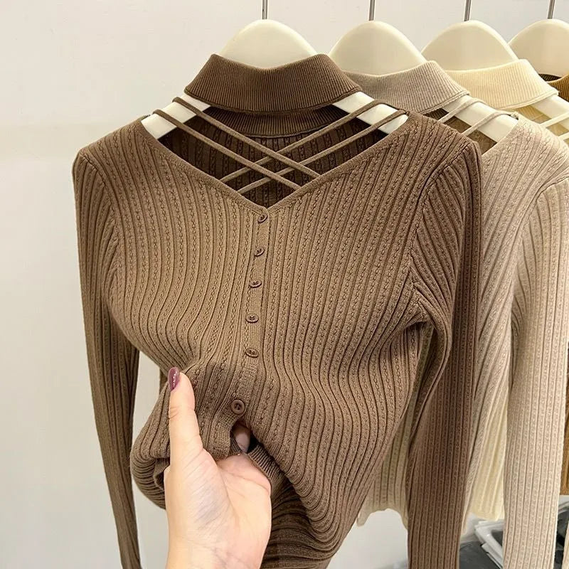 Collarbone Slim Fit Semi-turtleneck Knitted Top